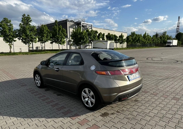 Honda Civic cena 15000 przebieg: 284372, rok produkcji 2006 z Radzionków małe 436
